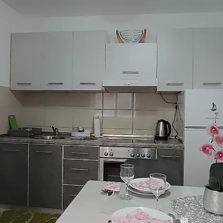 Apartman Rubin20 *